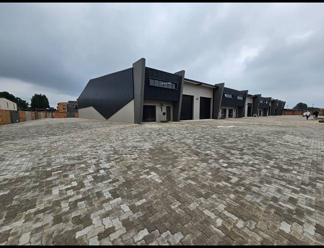 279M² FACTORY TO LET IN ANDERBOLT